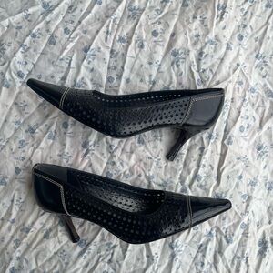Stuart Weitzman Cutout Rare Avant Garde Pumps | US 8 1/2
